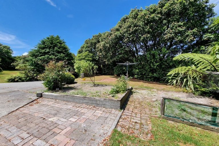 Photo of property in 12 Stanton Crescent, Karoro, Greymouth, 7805