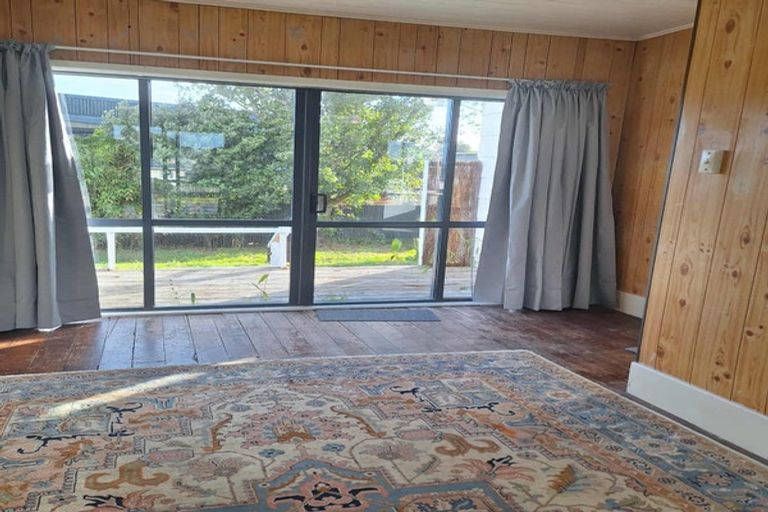 Photo of property in 60 Cornfoot Street, Castlecliff, Whanganui, 4501