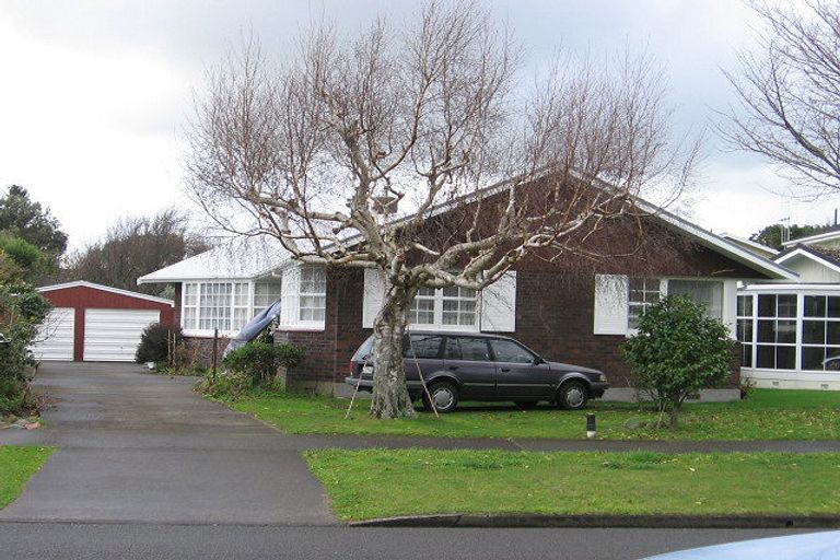 Photo of property in 69 Churchill Avenue, Hokowhitu, Palmerston North, 4410