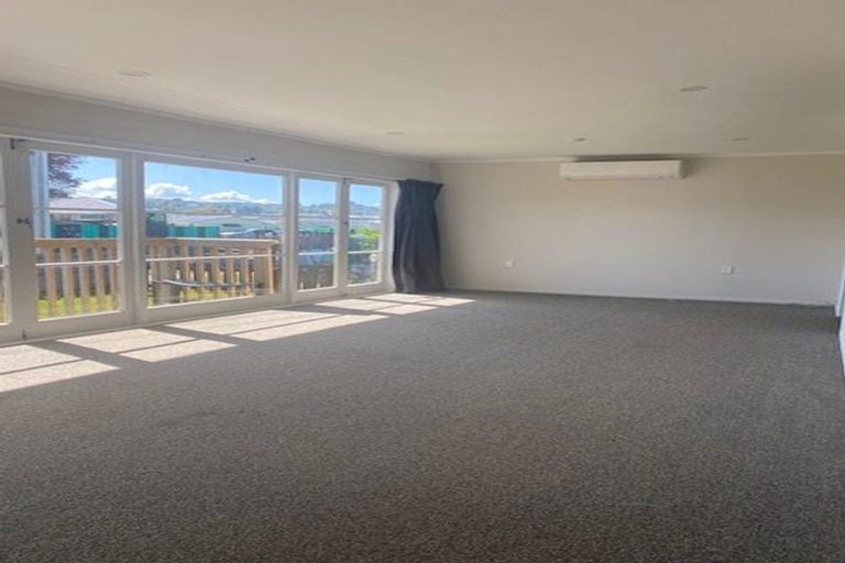 Photo of property in 53a Rollerson Street, Papakura, 2110
