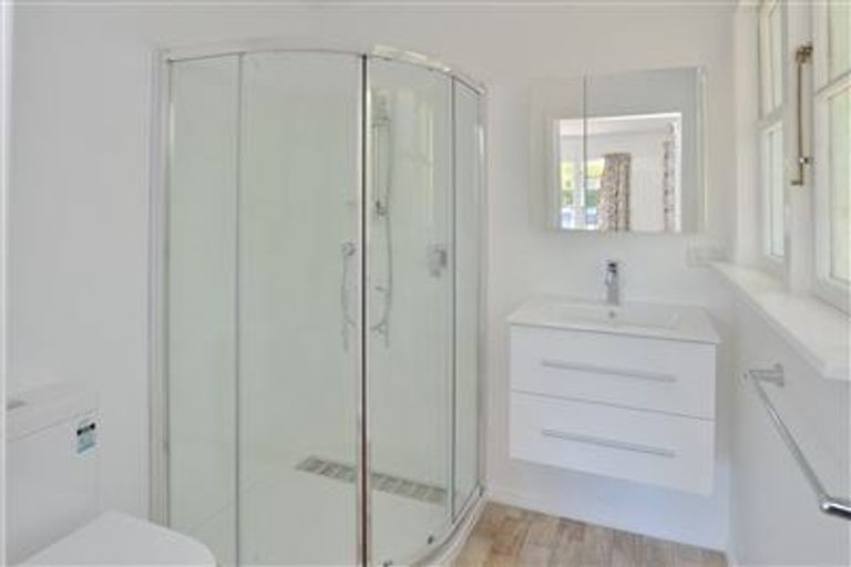 Photo of property in 384 Ilam Road, Bryndwr, Christchurch, 8053