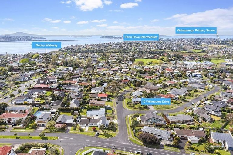 Photo of property in 10 Whiteacres Drive, Sunnyhills, Auckland, 2010