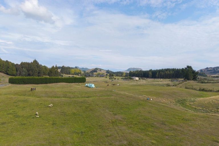 Photo of property in 52 Grant Road, Kinloch, Taupo, 3385