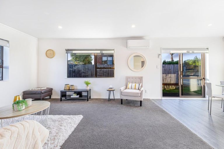 Photo of property in 24a New Windsor Road, Avondale, Auckland, 0600