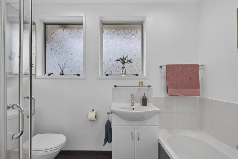Photo of property in 60 Tavistock Street, Westown, New Plymouth, 4310