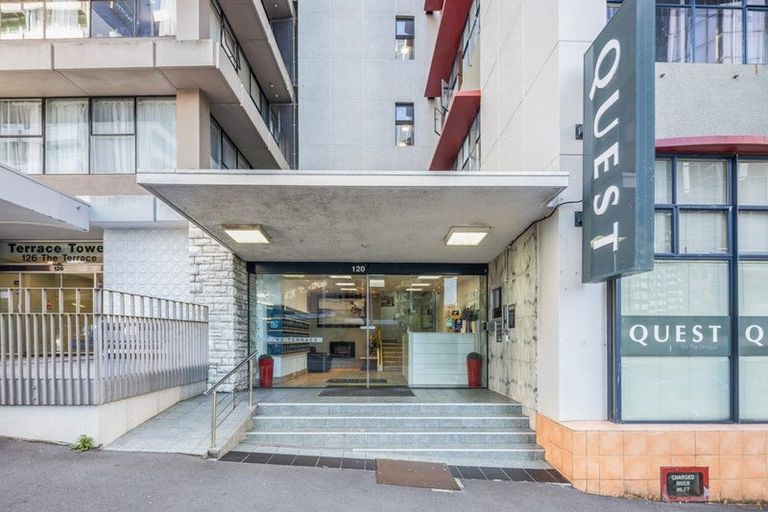 Photo of property in Terrace Garden Apartments, 8a/120 The Terrace, Wellington Central, Wellington, 6011