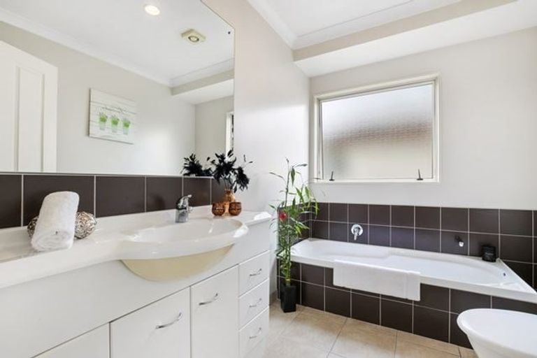 Photo of property in 12a Marne Road, Papakura, 2110