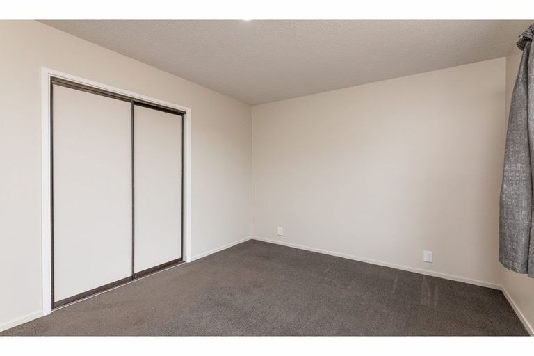 Photo of property in 2/126a Inwoods Close, Parklands, Christchurch, 8083