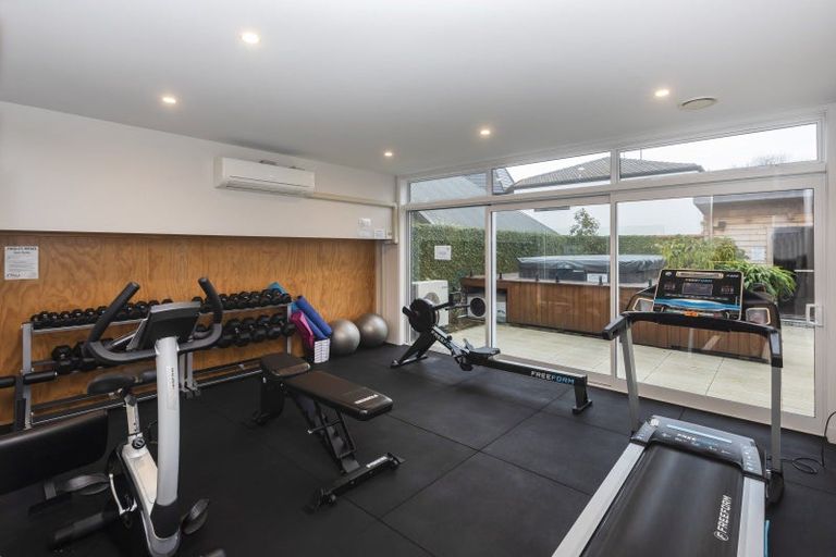 Photo of property in 3 John Britten Lane, Riccarton, Christchurch, 8011