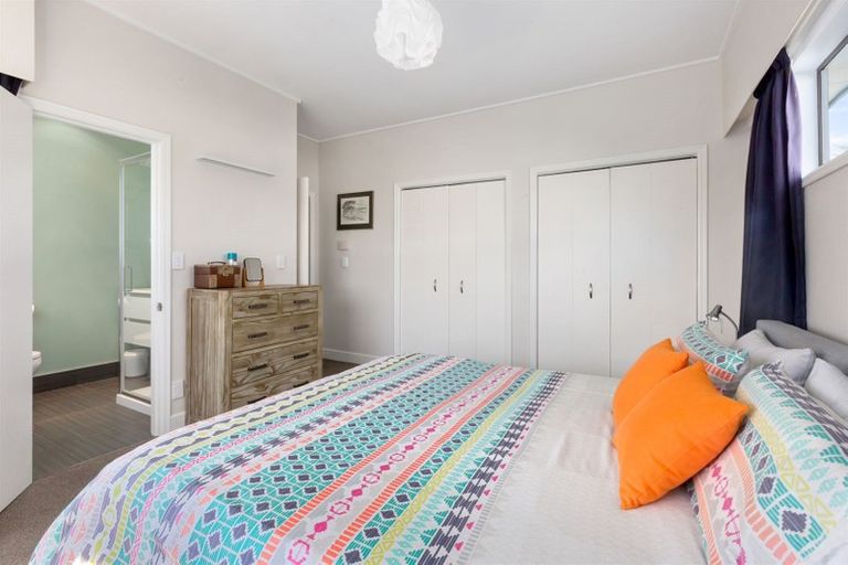 Photo of property in 109 Golf Road, Paraparaumu Beach, Paraparaumu, 5032