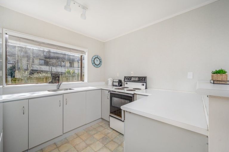 Photo of property in 80b Aviemore Drive, Highland Park, Auckland, 2010