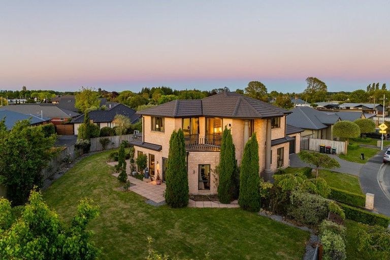 Photo of property in 6 East Ellington Drive, Mairehau, Christchurch, 8052