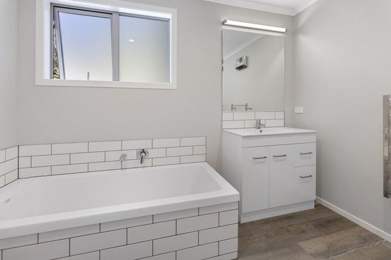 Photo of property in 11 Treetop Drive, Portobello, Dunedin, 9014