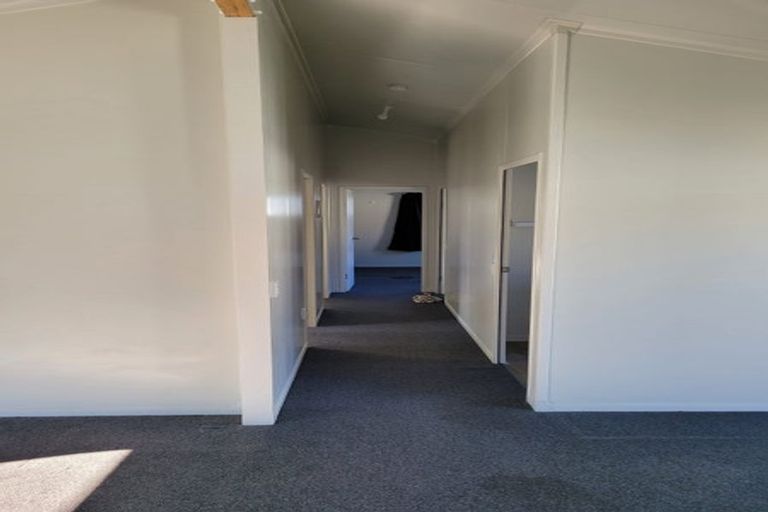 Photo of property in 12 Victory Place, Aramoho, Whanganui, 4500
