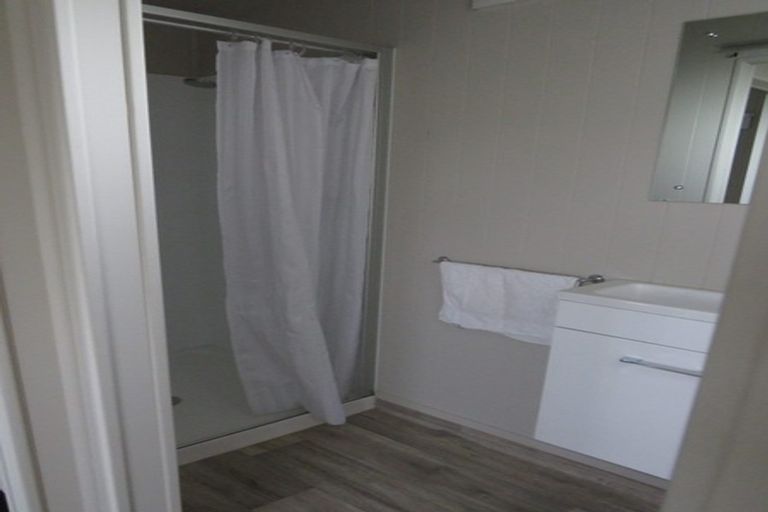 Photo of property in 70a James Road, Maungaturoto, 0587