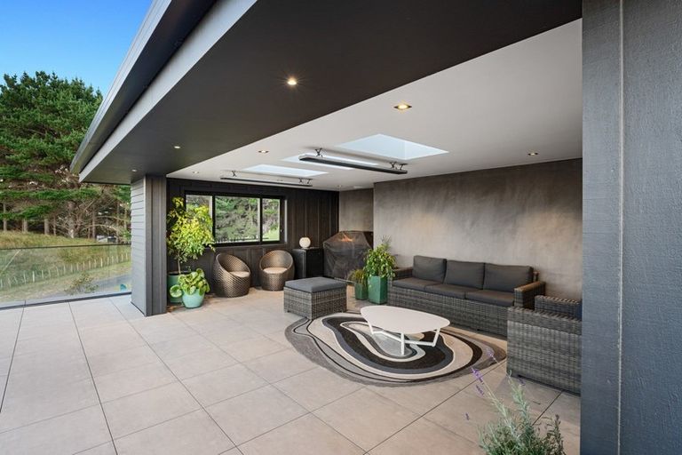 Photo of property in 80 Harakeke Road, Te Horo, Otaki, 5581