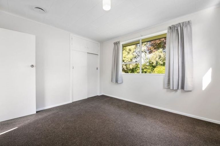 Photo of property in 8 Dawn Grove, Brown Owl, Upper Hutt, 5018