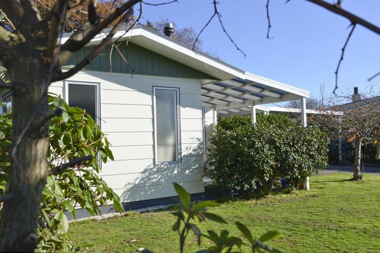 Photo of property in 20 Hornsby Street, Carterton, 5713