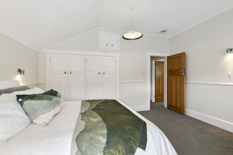 Photo of property in 255 The Parade, Island Bay, Wellington, 6023