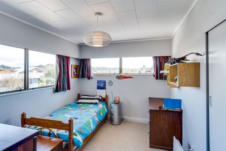 Photo of property in 25 Mckeefry Avenue, Greenmeadows, Napier, 4112