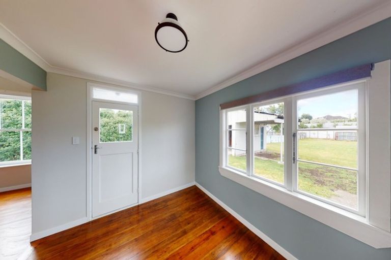Photo of property in 9 Konini Street, Tawhero, Whanganui, 4501