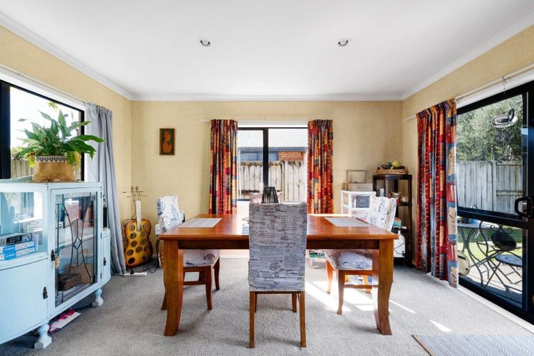 Photo of property in 10 Mckenzie Place, Rototuna North, Hamilton, 3210