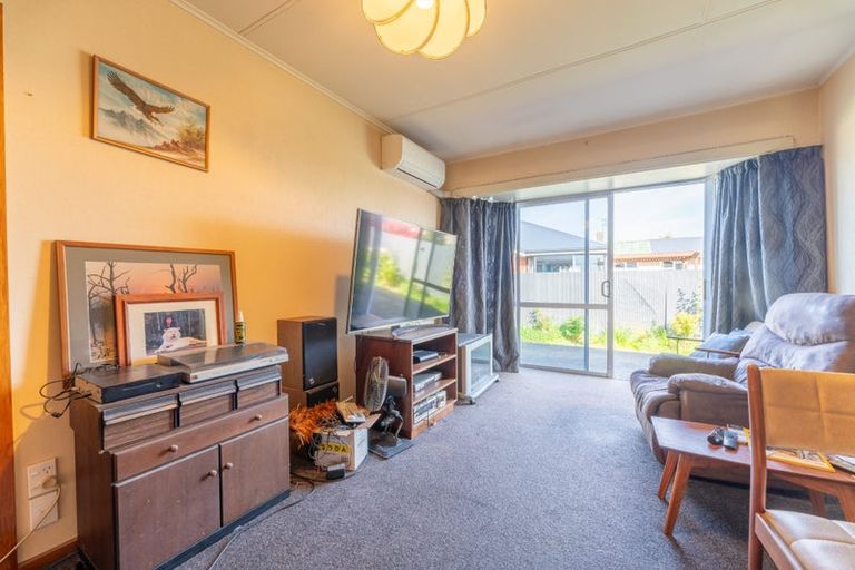 Photo of property in 4/6 Hatton Street, West End, Timaru, 7910