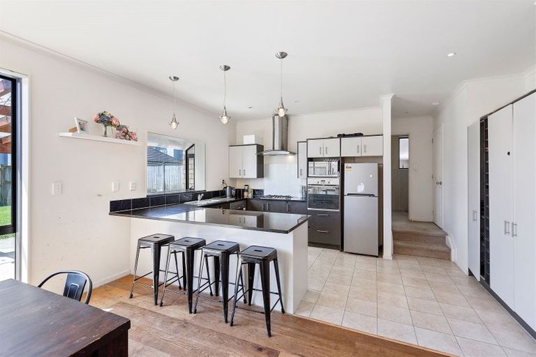 Photo of property in 88 Stancombe Road, Flat Bush, Auckland, 2016