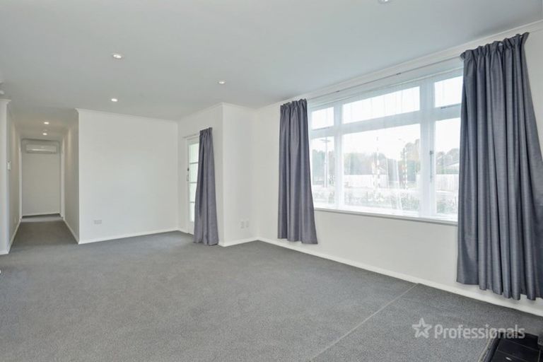 Photo of property in 434 High Street South, Carterton, 5713