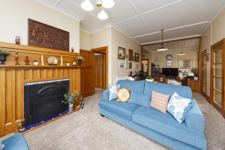 Photo of property in 44 Worcester Street, West End, Palmerston North, 4410
