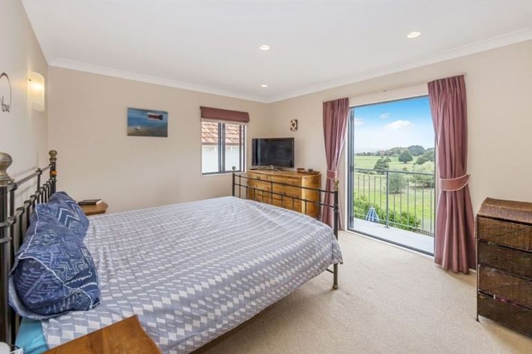 Photo of property in 15 Alverna View, Gulf Harbour, Whangaparaoa, 0930