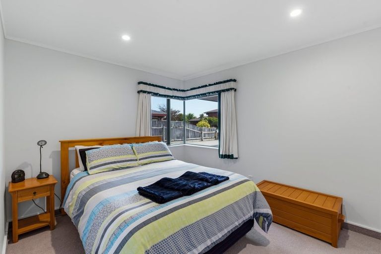 Photo of property in 68 Cedar Drive, Paraparaumu Beach, Paraparaumu, 5032