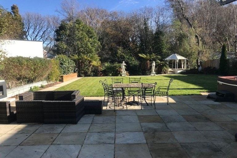 Photo of property in 55 Straven Road, Riccarton, Christchurch, 8011