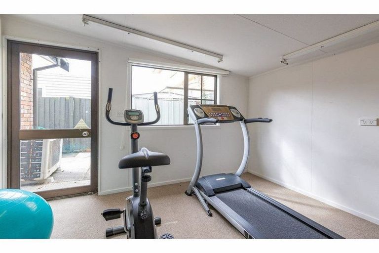 Photo of property in 6 Bishop Street, St Albans, Christchurch, 8014