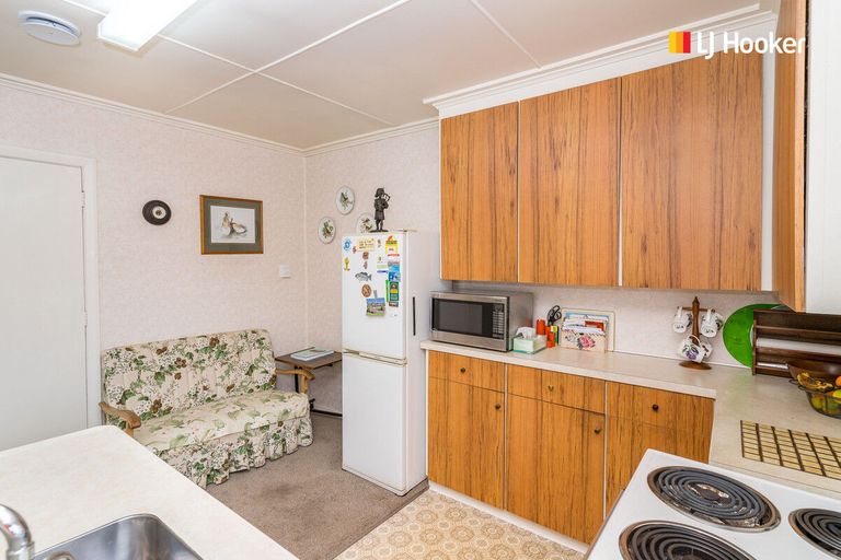 Photo of property in 35 Glen Road, Mornington, Dunedin, 9011