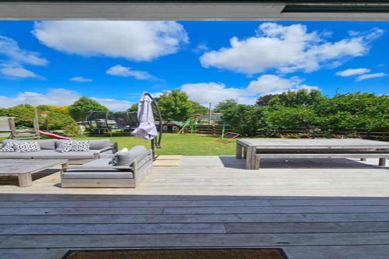 Photo of property in 30 Domain Street, Waiuku, 2123