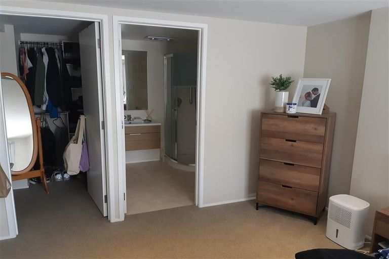 Photo of property in 1/28 Acacia Road, Torbay, Auckland, 0632