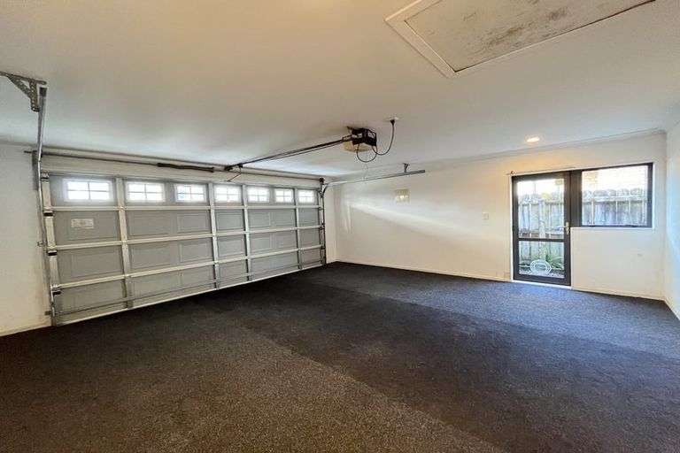 Photo of property in 14 Brittas Place, East Tamaki, Auckland, 2016