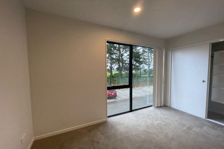 Photo of property in 16 Whai Hua Lane, Mangere Bridge, Auckland, 2022