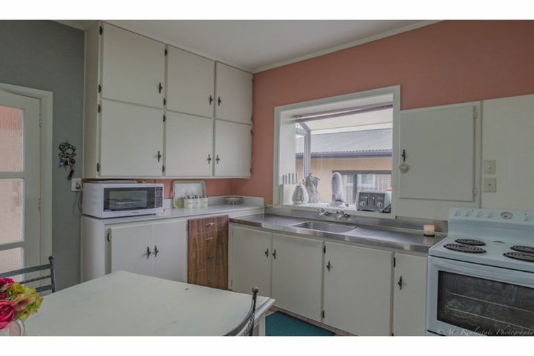 Photo of property in 12 Hertford Street, Kensington, Timaru, 7910