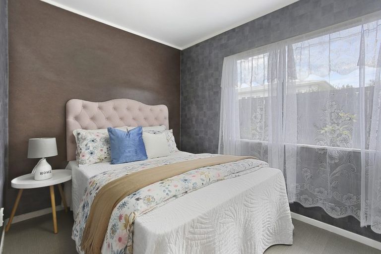 Photo of property in 2/23 Beatrice Avenue, Hillcrest, Auckland, 0627