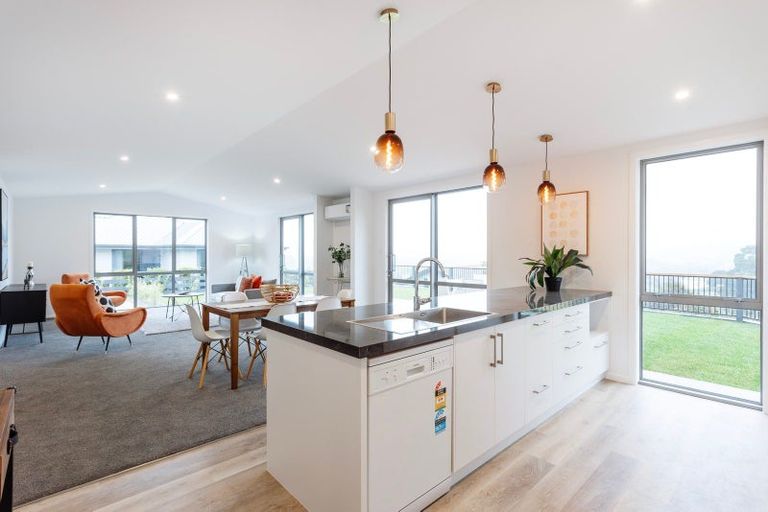 Photo of property in 7 Ella Lane, Green Island, Dunedin, 9018