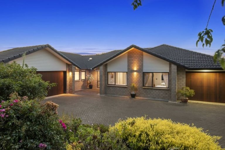 Photo of property in 349 Glenvar Road, Long Bay, Auckland, 0630