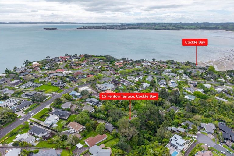 Photo of property in 15 Fenton Terrace, Cockle Bay, Auckland, 2014