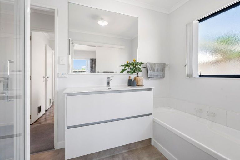 Photo of property in 160 Evans Road, Papamoa Beach, Papamoa, 3118