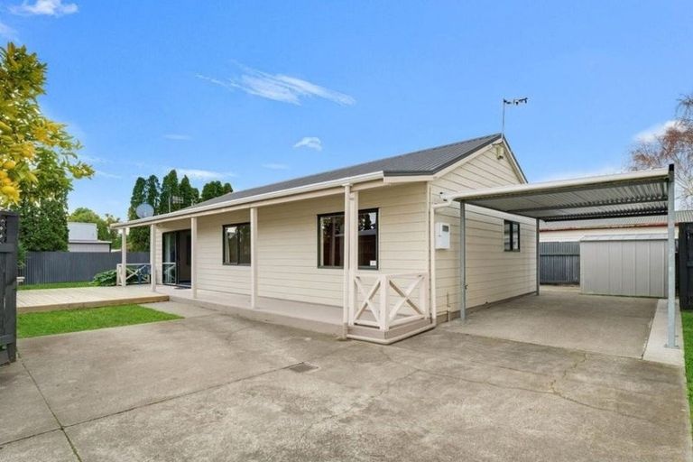 Photo of property in 33 Ruahine Street, Roslyn, Palmerston North, 4414