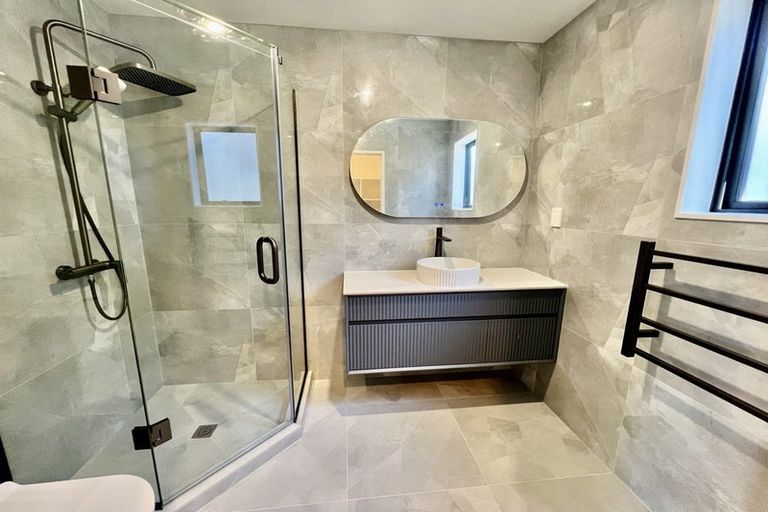 Photo of property in 20a Clovelly Road, Bucklands Beach, Auckland, 2012