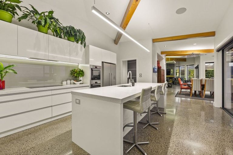 Photo of property in 44 Warman Road, Okura, Albany, 0792