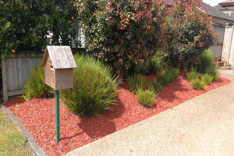 Photo of property in 5 Hinau Road, Karaka, Papakura, 2113