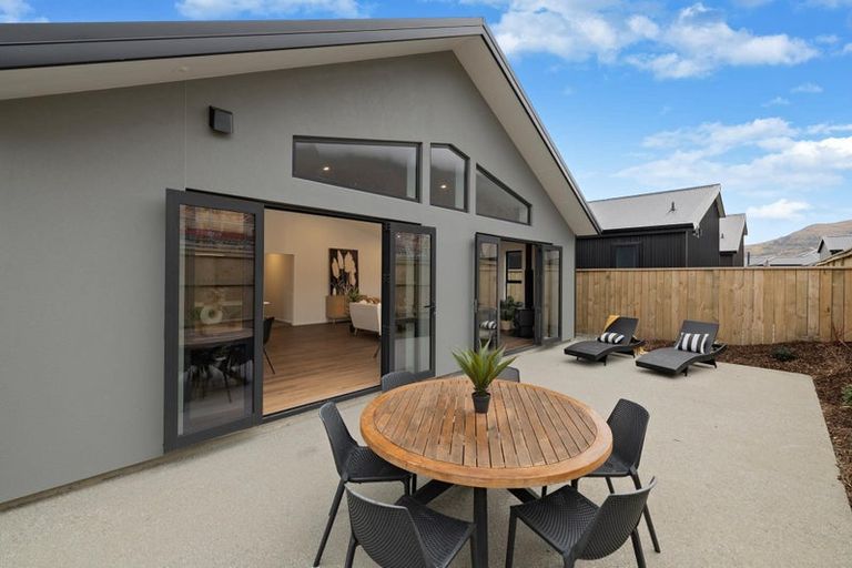 Photo of property in 15 Woolshed Road, Jacks Point, Queenstown, 9371